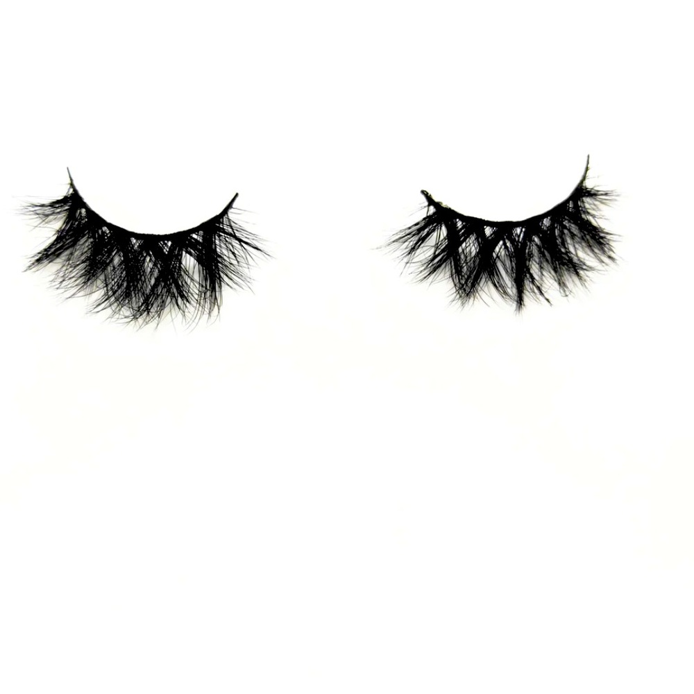 Luxury Pair of Lashes “Frequent Waves” 🌊